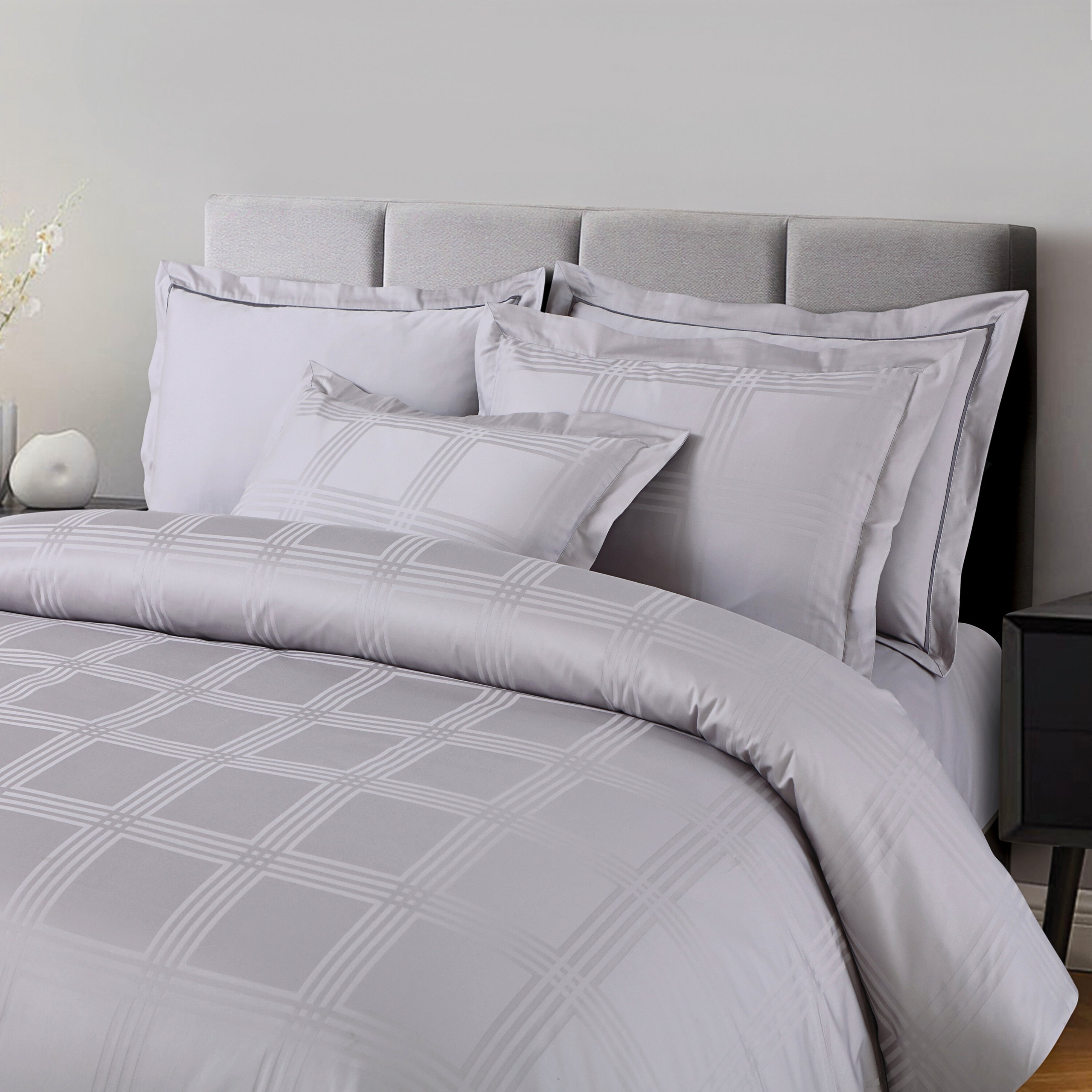 Malako Amalfi Jacquard Checkered 550 TC 100% Cotton King Size Bedding