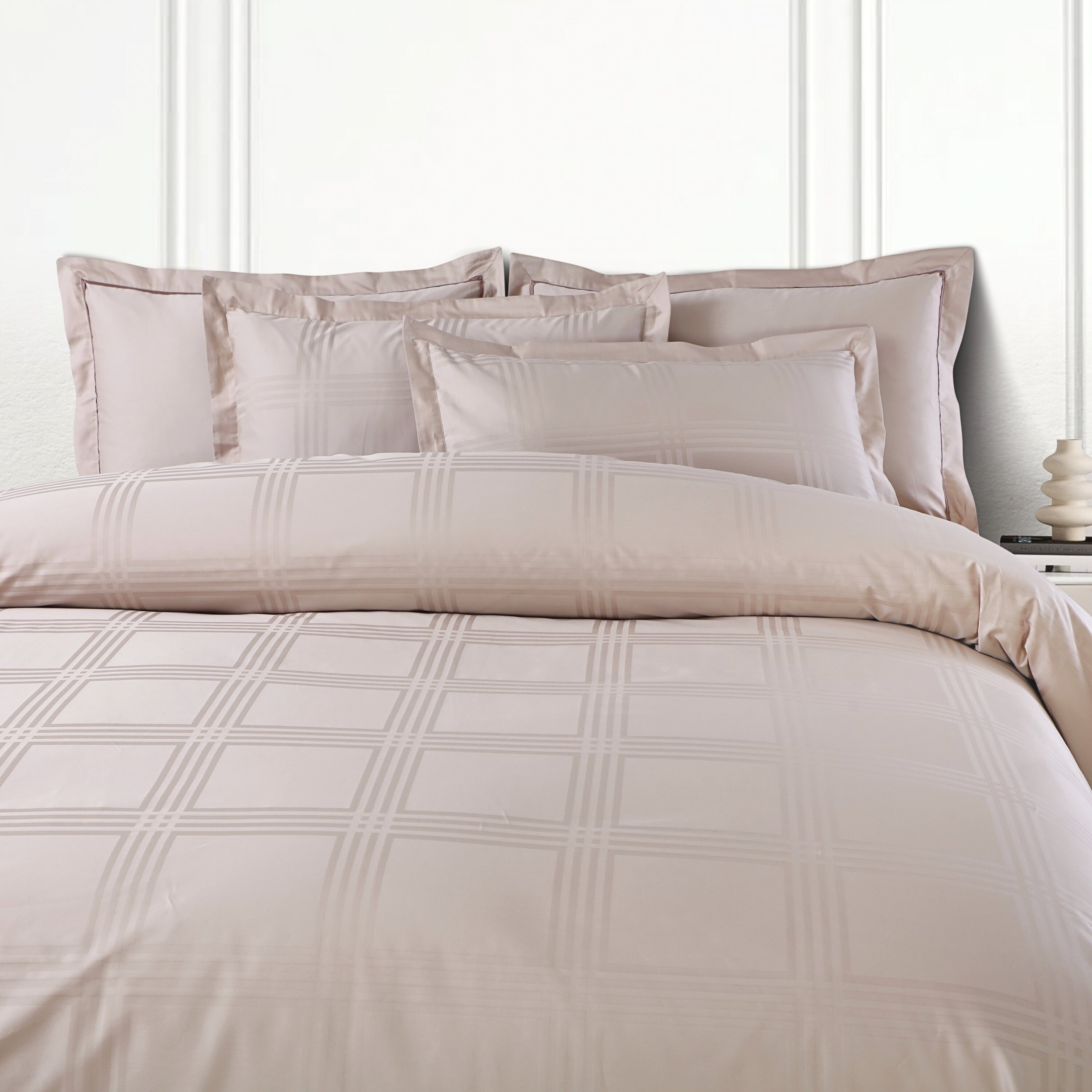 Malako Amalfi Jacquard Checkered 550 TC 100% Cotton King Size Bedding