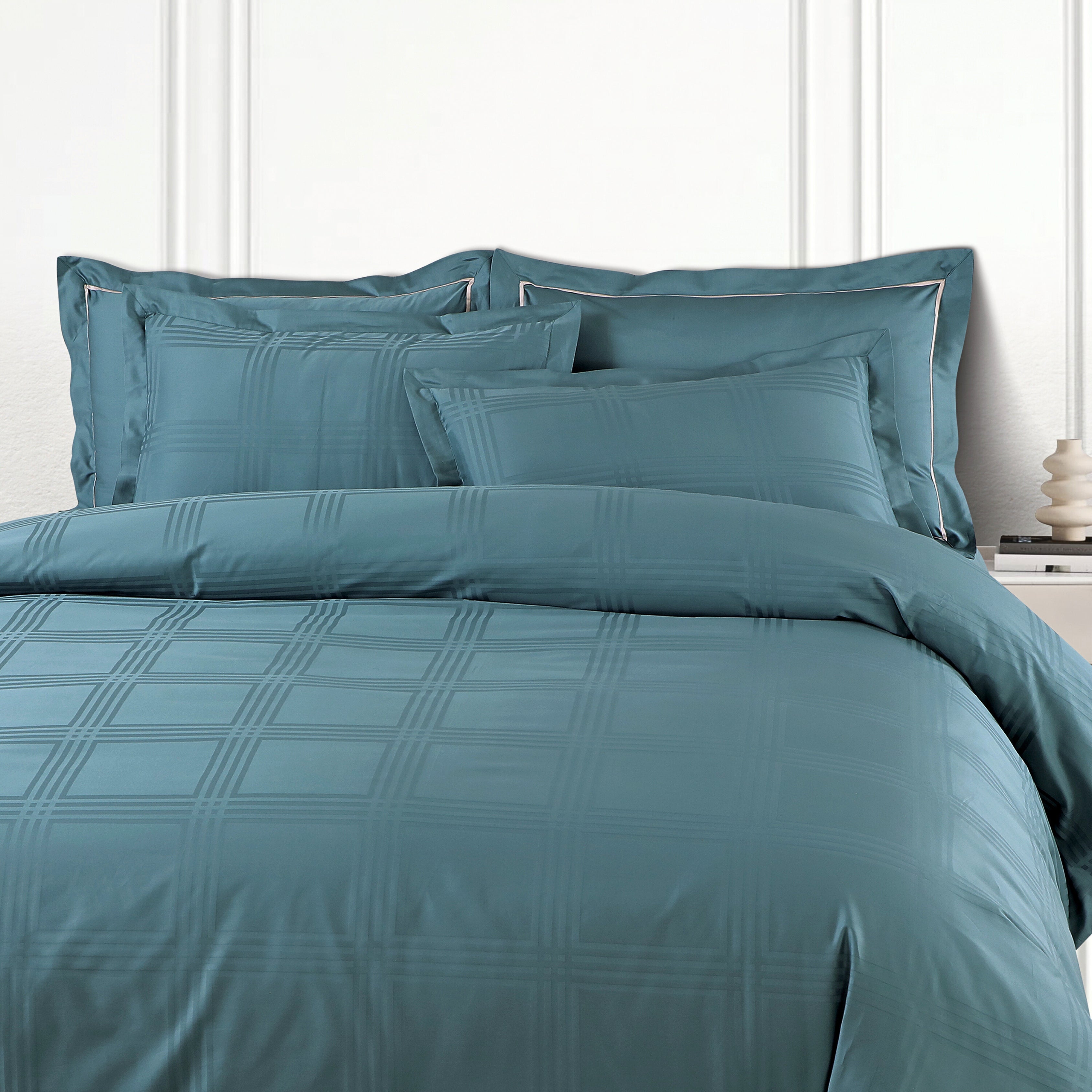 Malako Amalfi Jacquard Checkered 550 TC 100% Cotton King Size Bedding