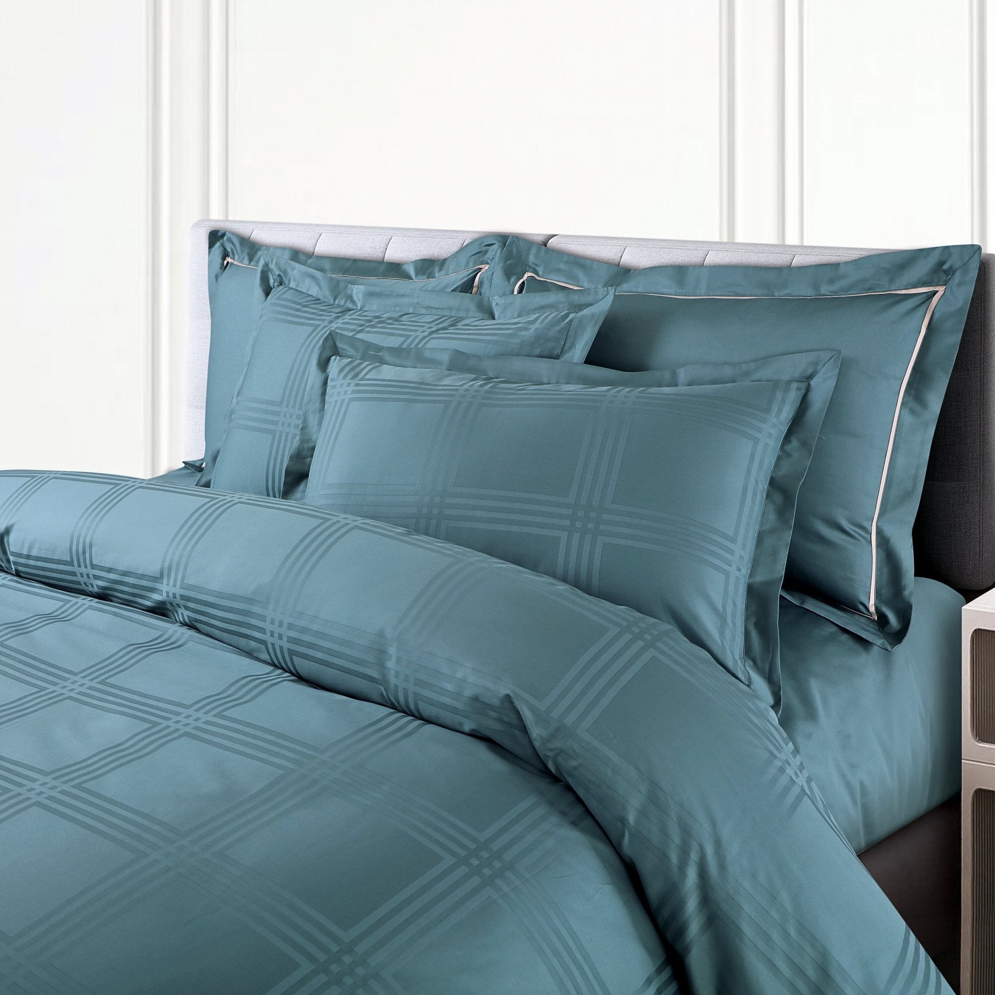 Malako Amalfi Jacquard Teal Green Checks 550 TC 100% Cotton King Size Bedding - MALAKO