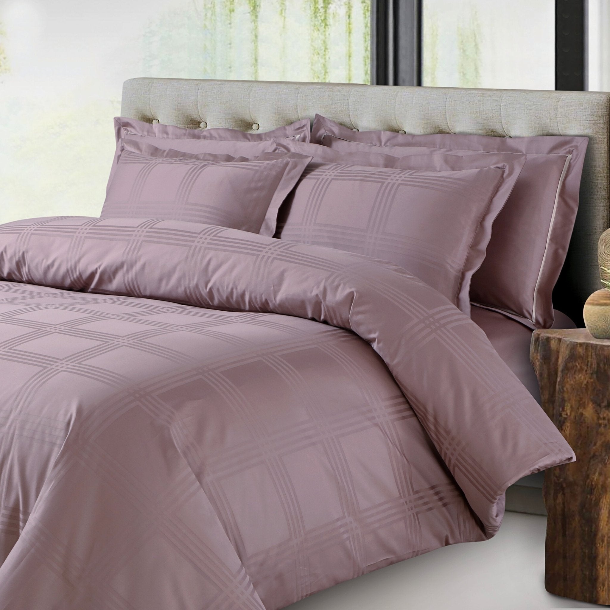 Malako Amalfi Jacquard Wine Checks 550 TC 100% Cotton King Size Bedding - MALAKO