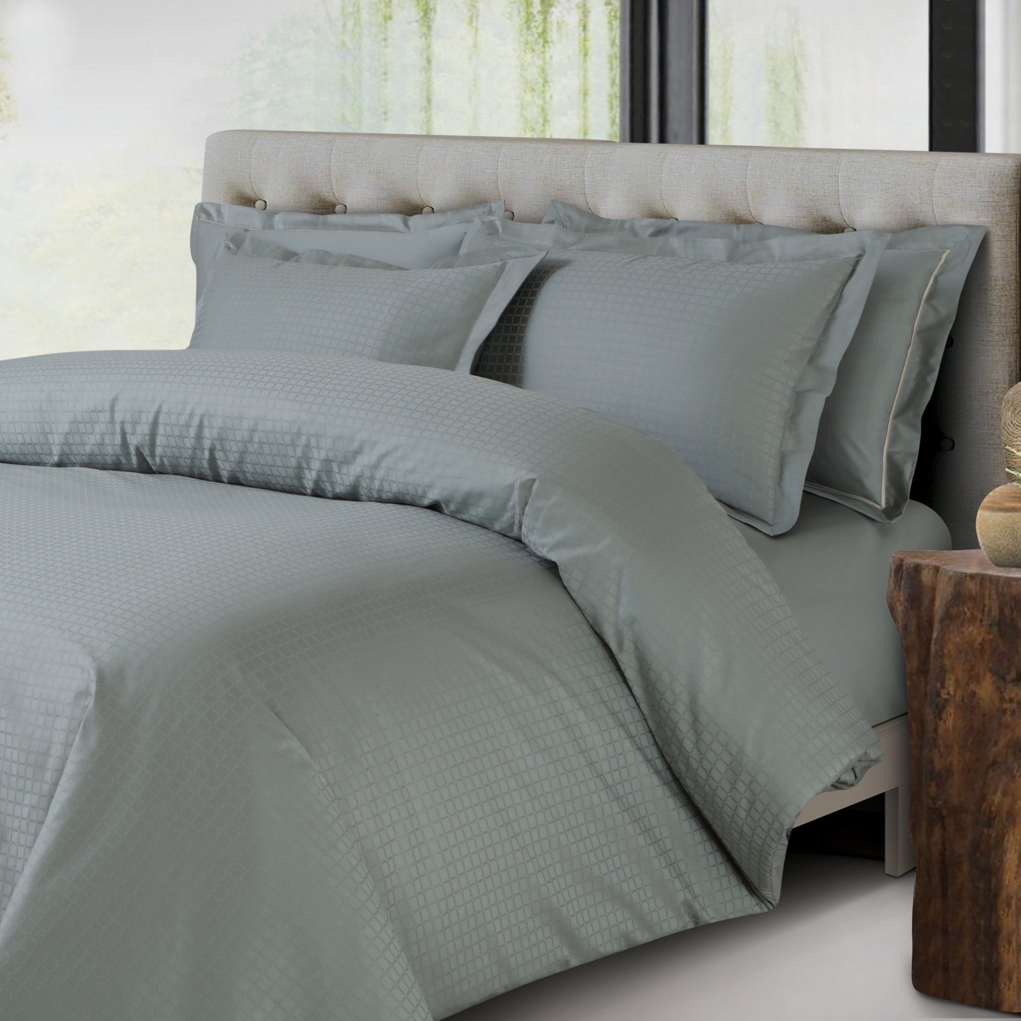 Malako Como Jacquard Checkered 550 TC 100% Cotton King Size Bedding - MALAKO