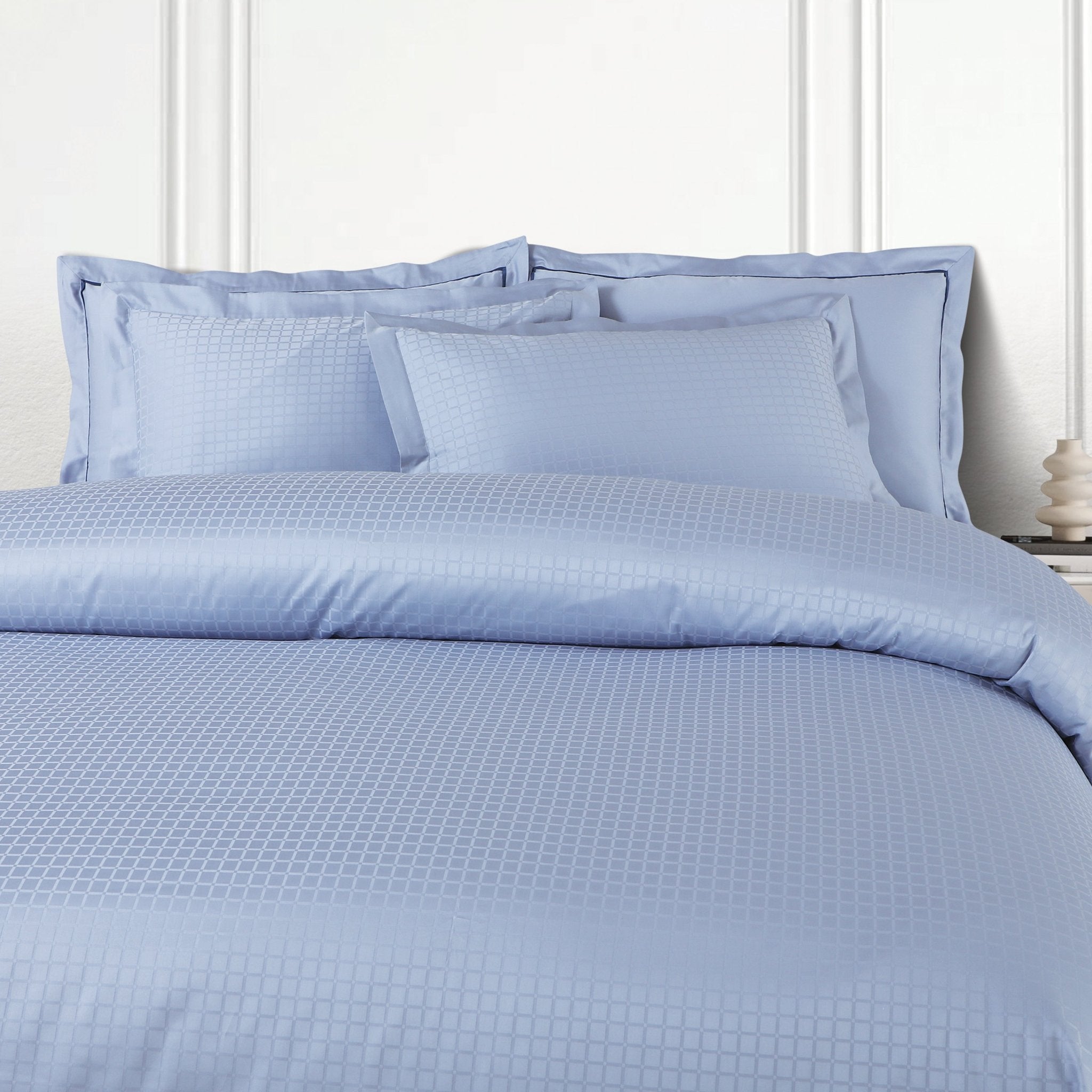 Malako Como Jacquard Checkered 550 TC 100% Cotton King Size Bedding - MALAKO