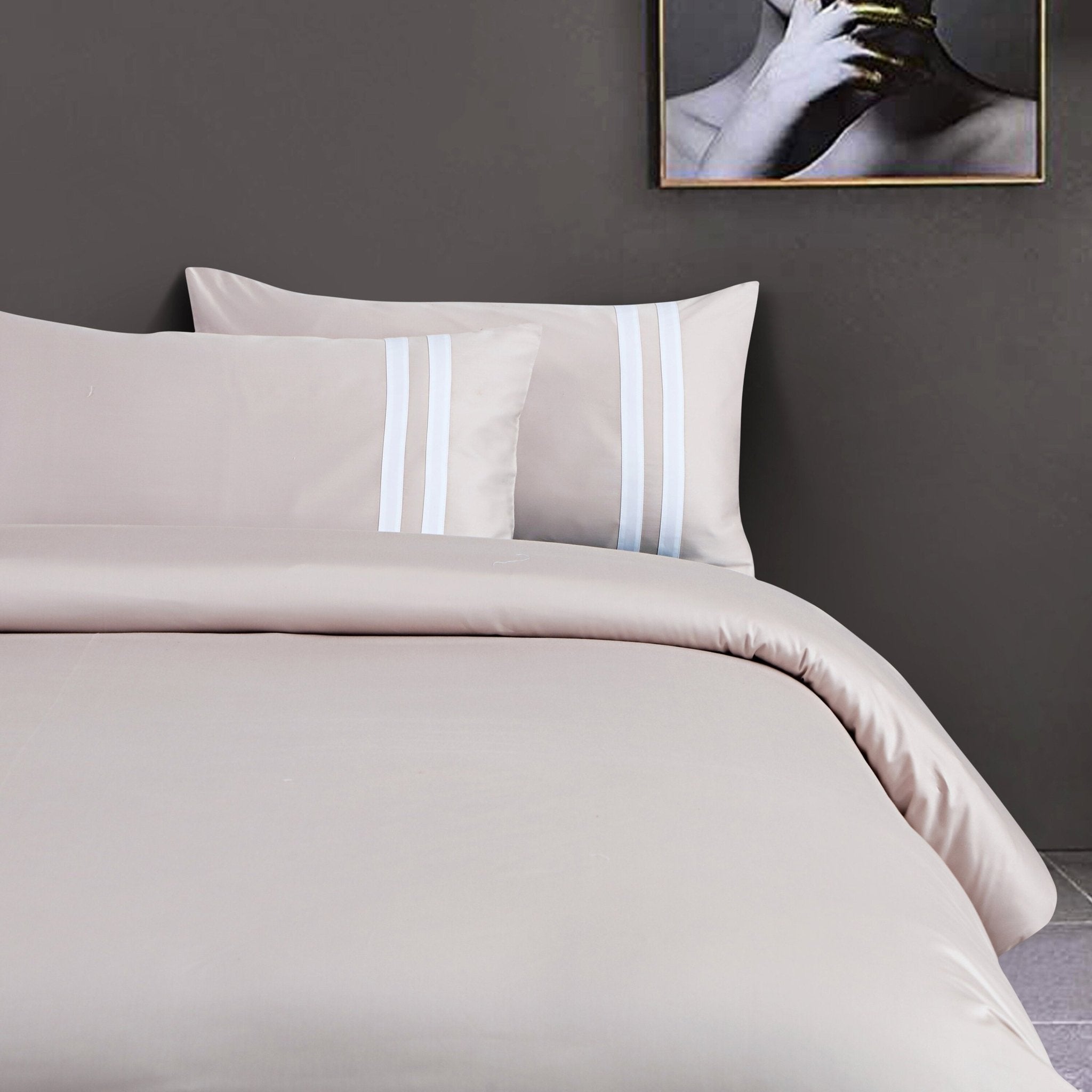 Malako Luxe 550TC 100% Cotton Almond Beige King Size Plain Bedsheet with 2 Striped Pillow Cases - MALAKO