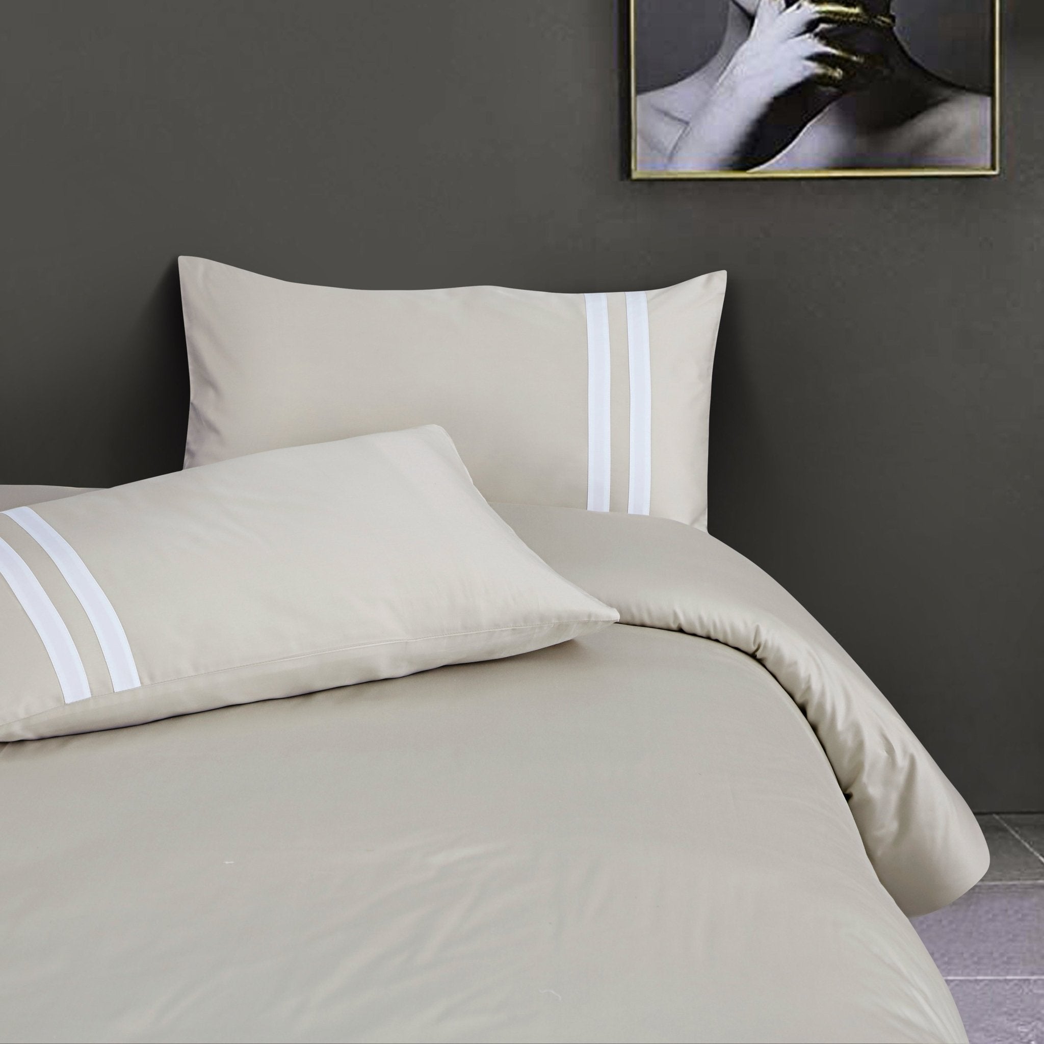 Malako Luxe 550TC 100% Cotton Olive Beige King Size Plain Bedsheet with 2 Striped Pillow Cases - MALAKO