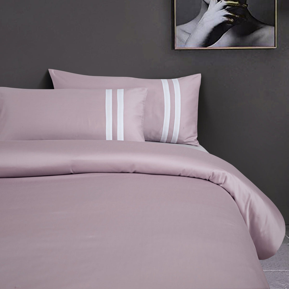 Malako Luxe 550TC 100% Cotton Wine King Size Plain Bedsheet with 2 Striped Pillow Cases - MALAKO