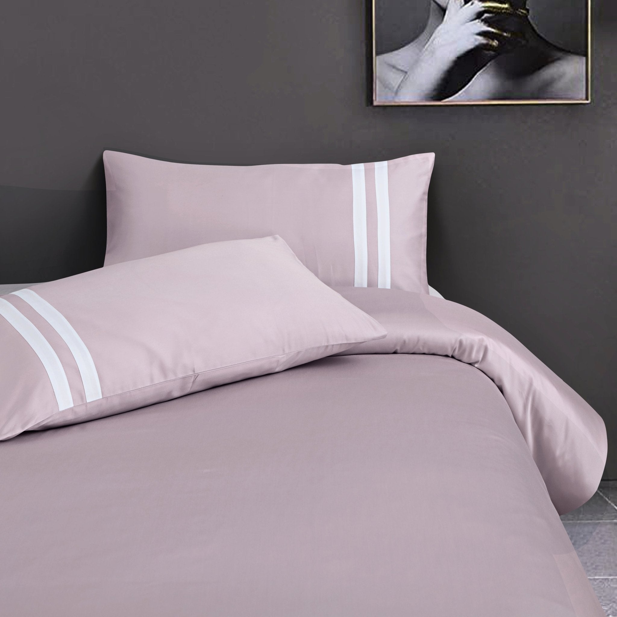 Malako Luxe 550TC 100% Cotton Wine King Size Plain Bedsheet with 2 Striped Pillow Cases - MALAKO
