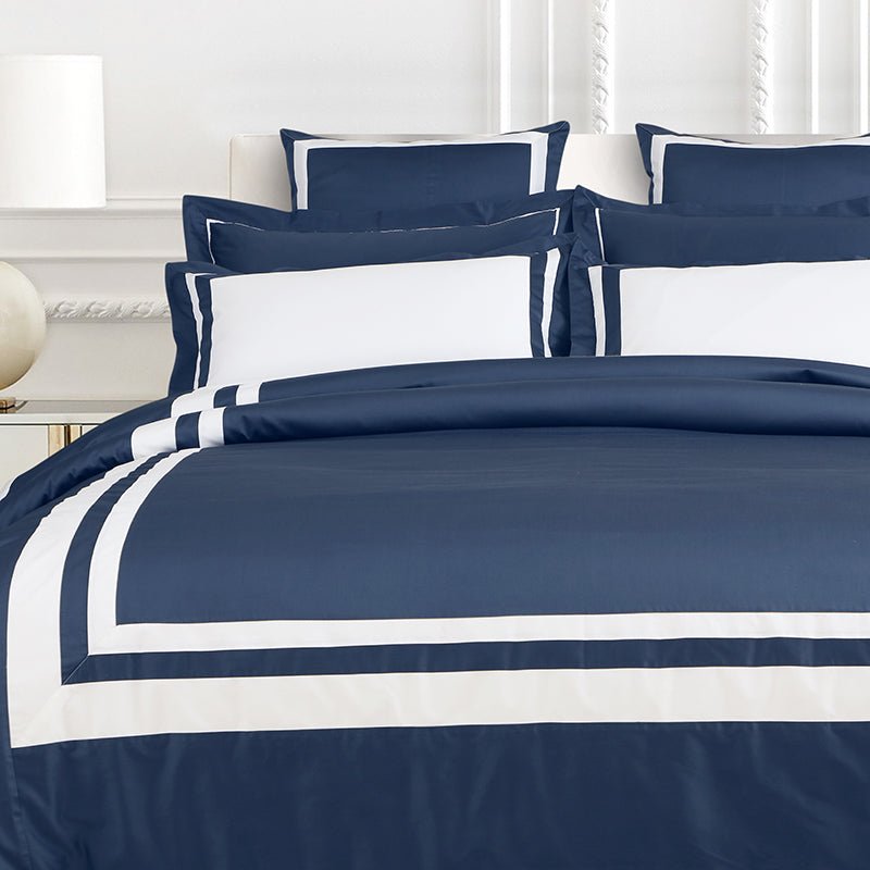 Malako Luxe 9 Piece Bedding Duvet Cover Set: Blue & White - MALAKO