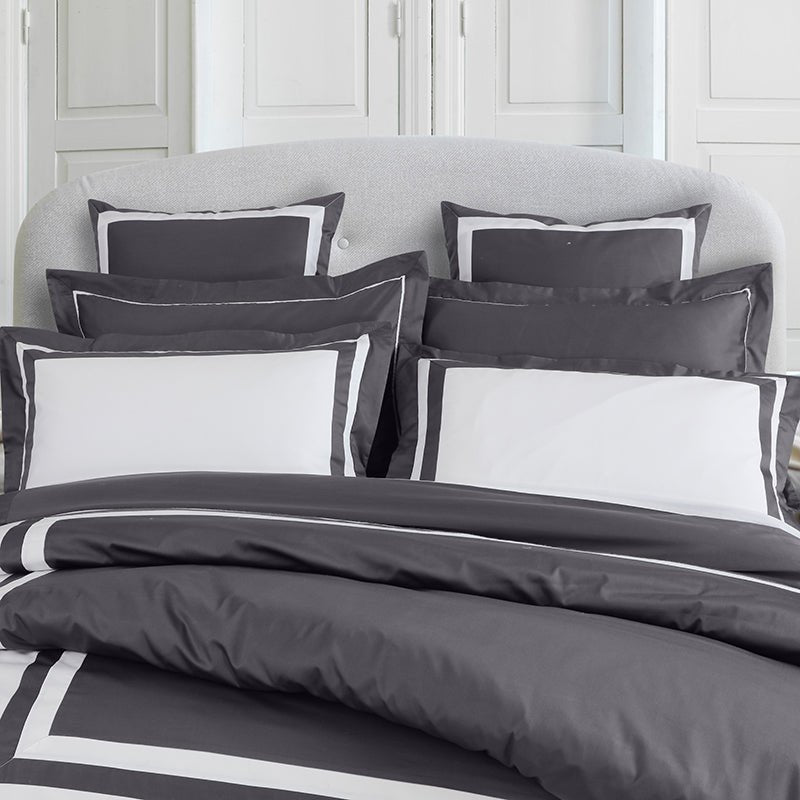 Malako Luxe 9 Piece Bedding Duvet Cover Set: Grey & White - MALAKO