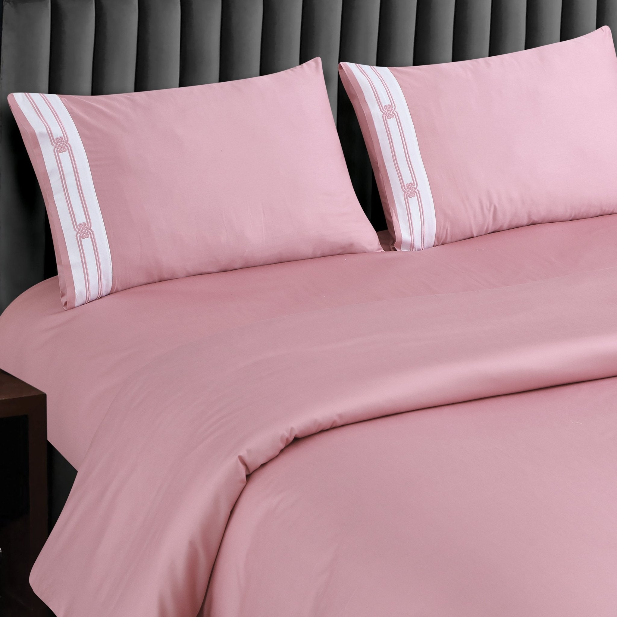 Malako Luxe Collection: 550 TC Blush Pink Premium Embroidered Bedding - MALAKO