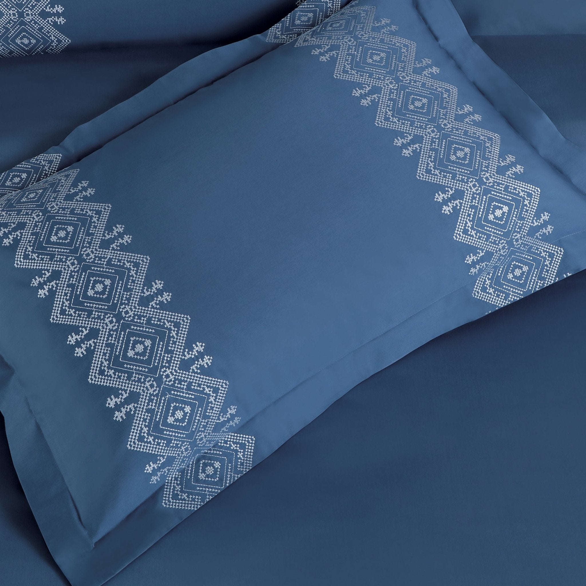 Malako Luxe Collection: 550 TC Legion Blue Premium Embroidered Bedding - MALAKO