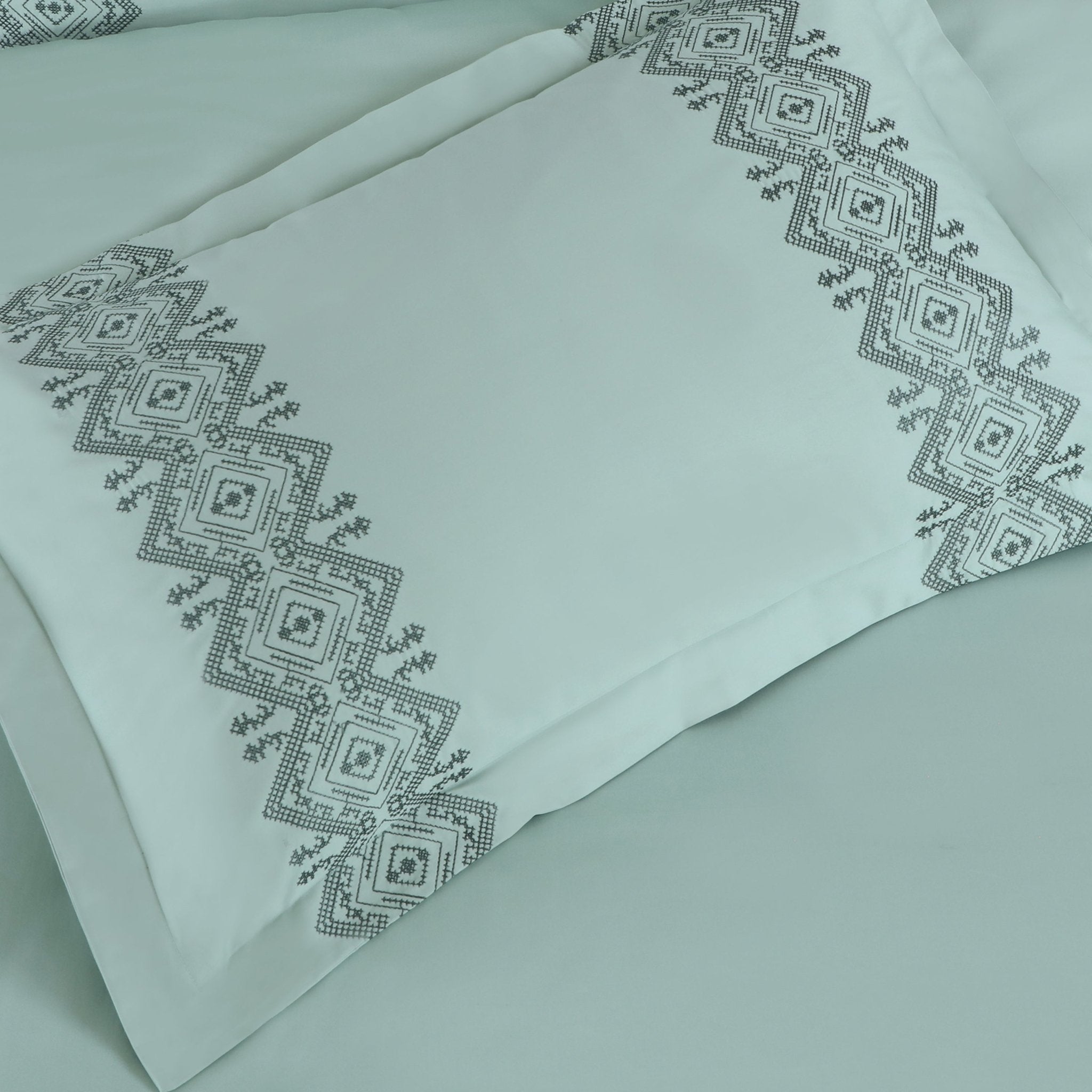 Malako Luxe Collection: 550 TC Mint Green Premium Embroidered Bedding - MALAKO