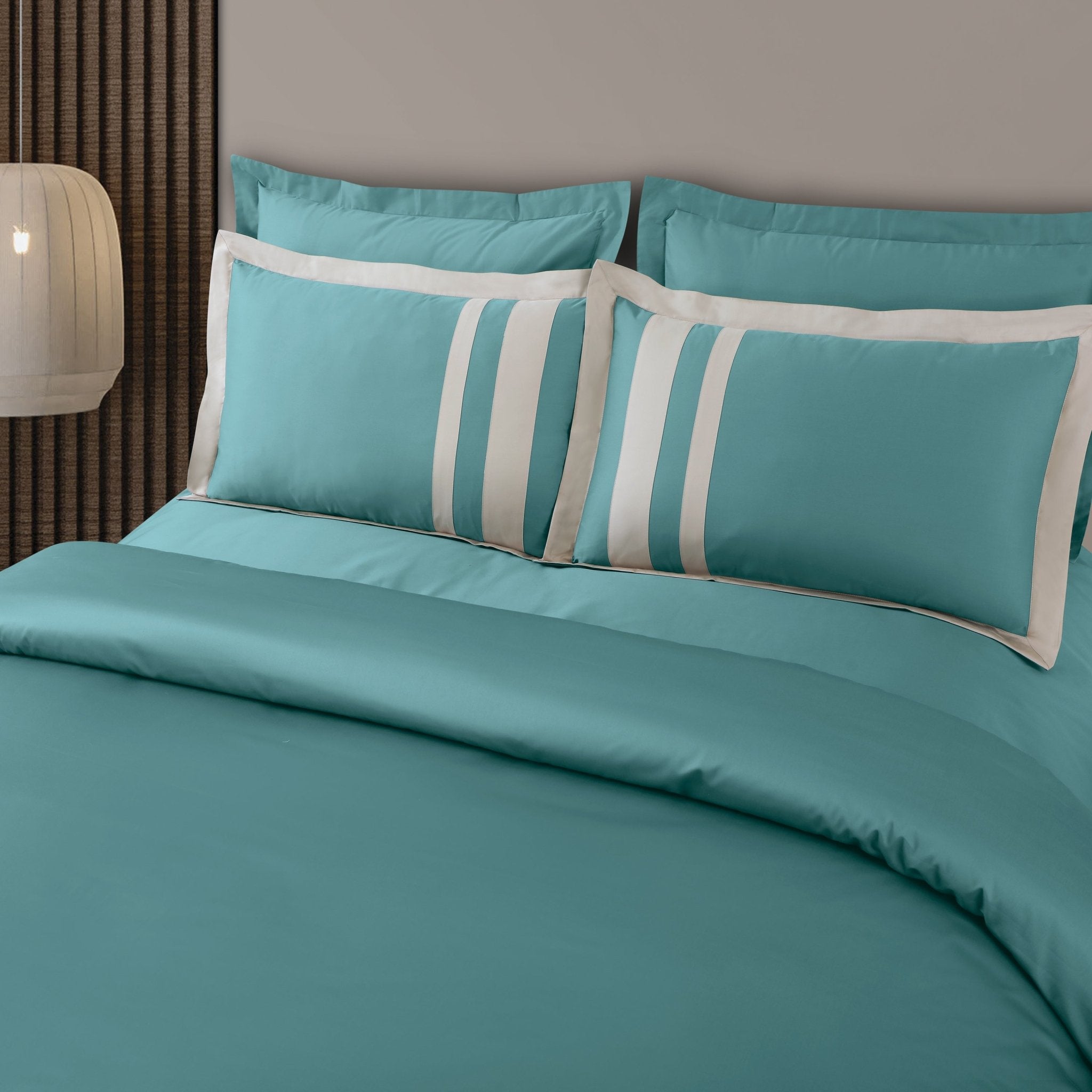 Malako Luxe: Oslo Collection 550TC Teal Green 100% Cotton Super King Size Bedding - MALAKO