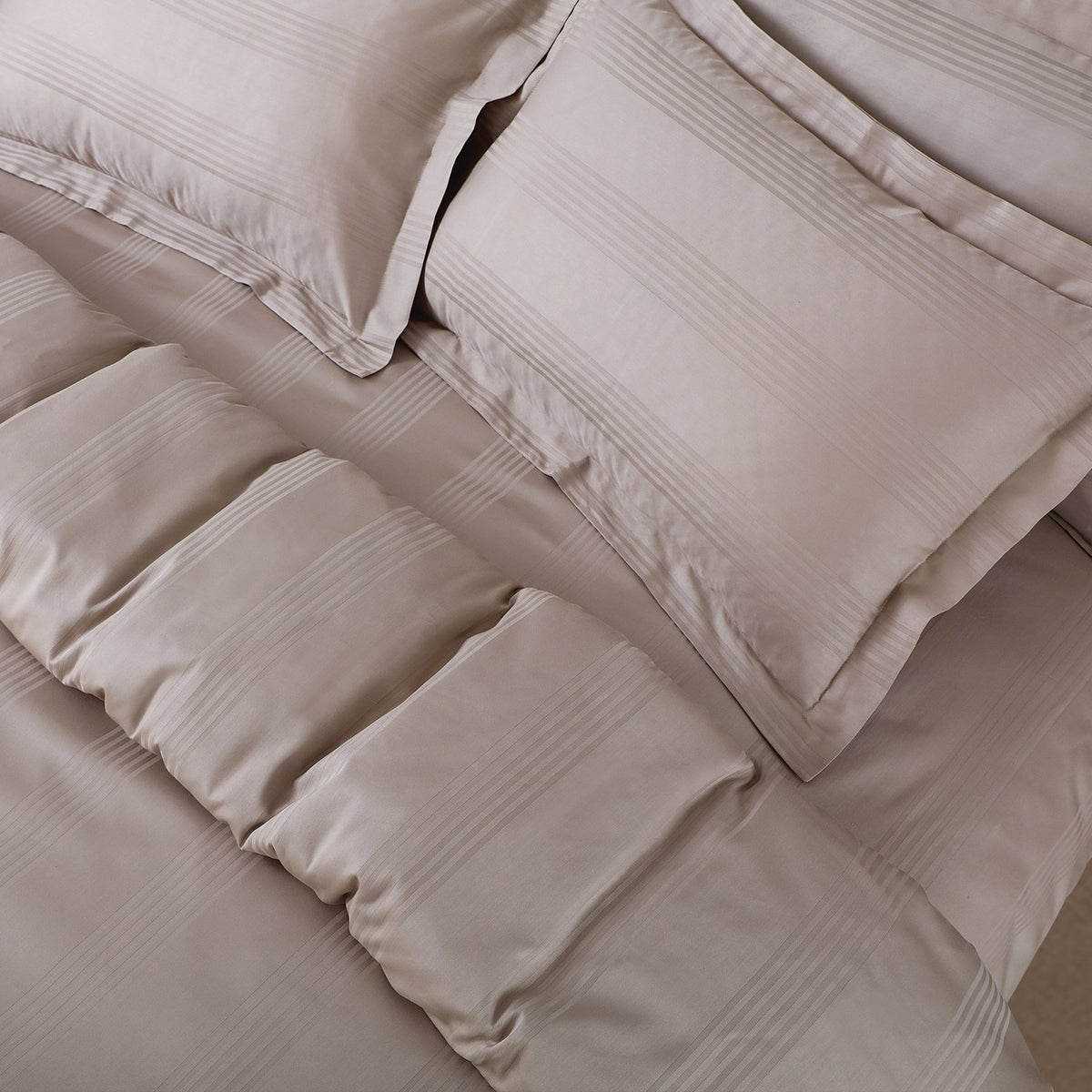 Malako Turin Jacquard Beige Stripes 450 TC 100% Cotton King Size Bed Sheet - MALAKO